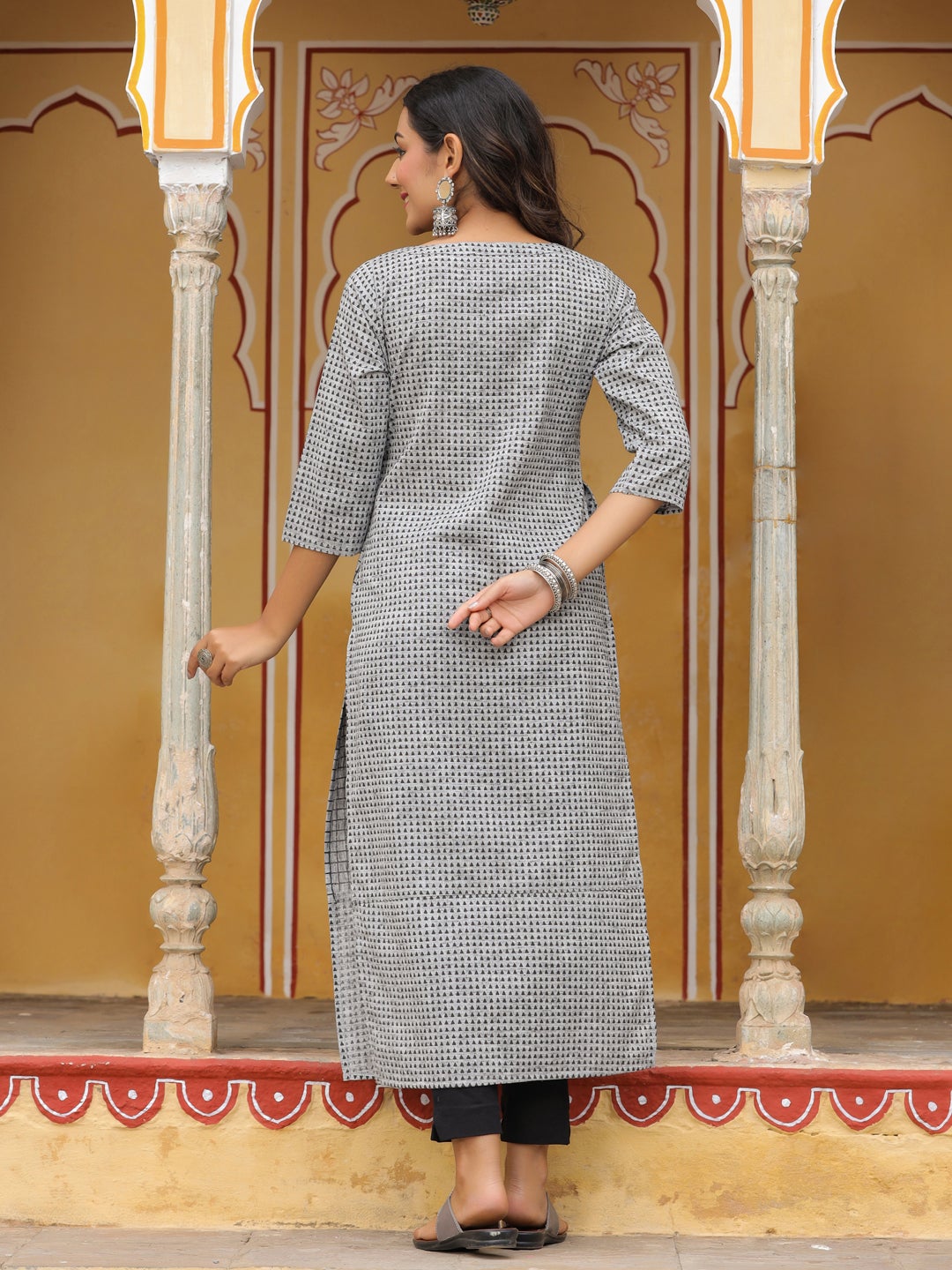 Grey Checked Straight Kurti